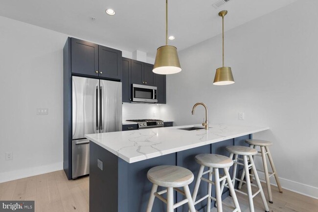 Foto del edificio - 664 Glick Ct NW