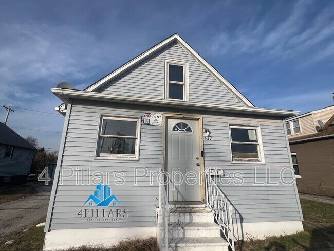 Building Photo - 617 Kane St