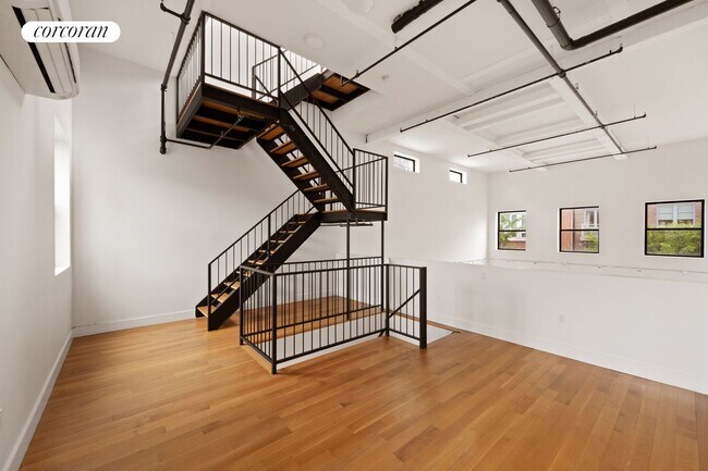 Foto del edificio - 241 Bedford Ave