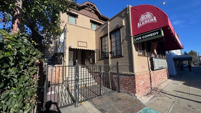 Building Photo - 2429 Central Ave