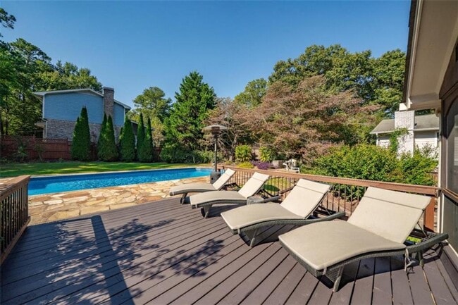 Foto del edificio - 1799 Ashentree Ct