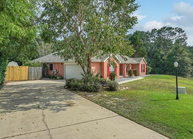 Building Photo - 5897 Saratoga Dr