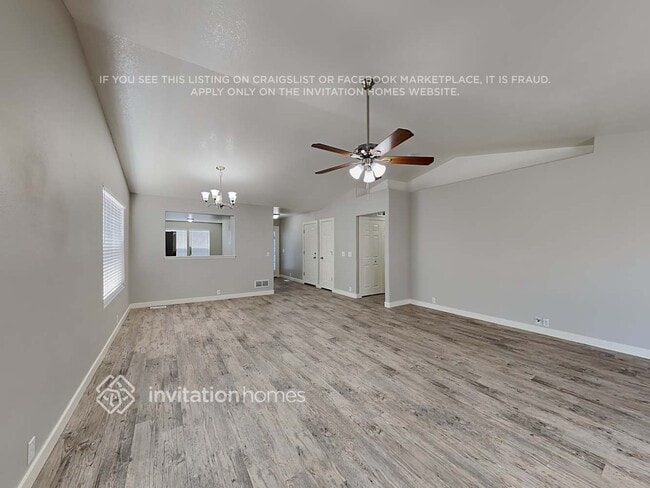 Foto del edificio - 7564 Dobbs Dr