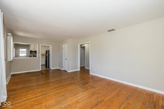 Foto del edificio - 9631 Kittrell Dr