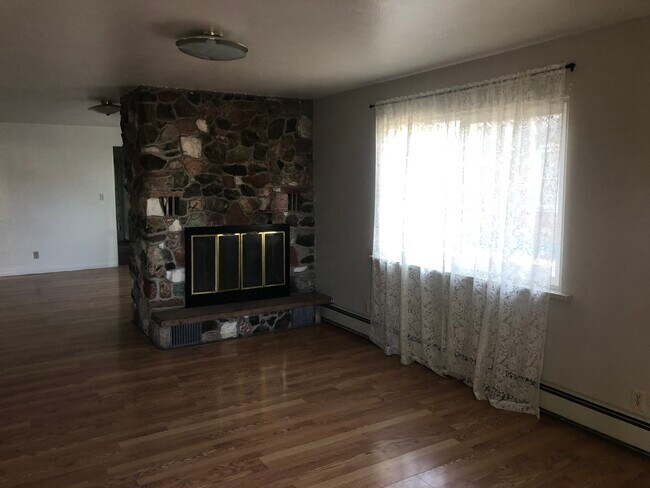 Foto del edificio - 406 West Ave