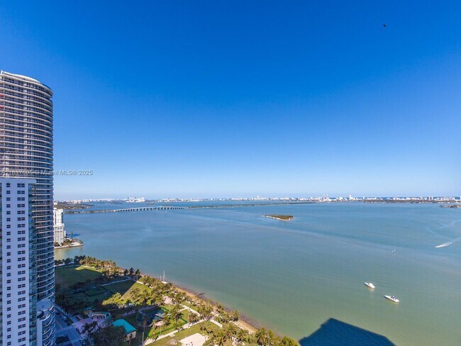 Foto del edificio - 1717 N Bayshore Dr