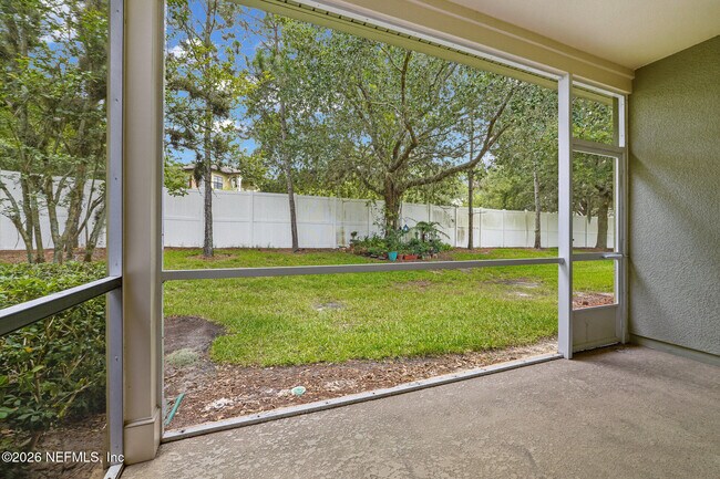 Foto del edificio - 6791 Roundleaf Dr