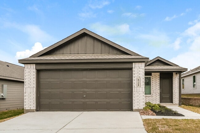 Building Photo - 621 Craven St