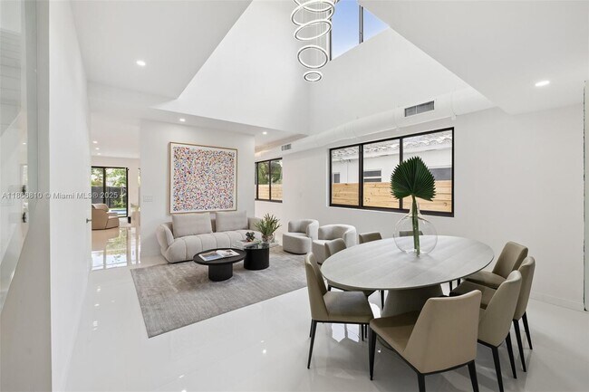Foto del edificio - 1152 SW 22nd Terrace
