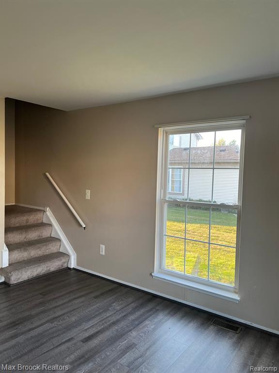 Condo For Rent In Sterling Heights Michigannull