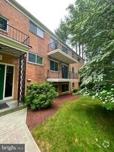 Building Photo - 10518 Weymouth St