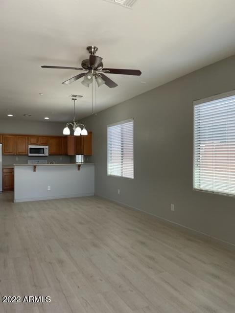 Foto del edificio - 1663 W Morse Dr