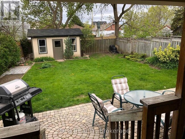 Photo du bâtiment - 39 Ellerby Square N