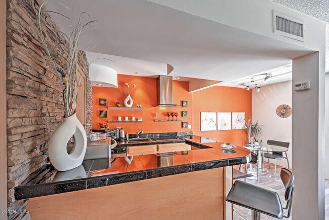 Foto del edificio - 808 E Cochise Dr