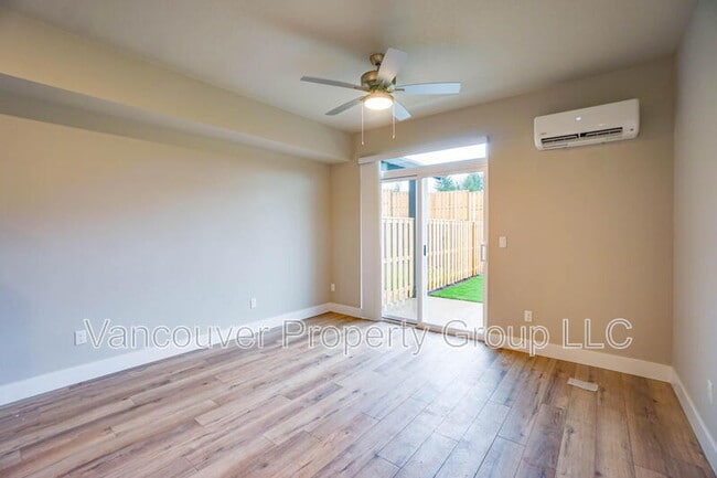 Foto del edificio - 313 E Caribou Ct