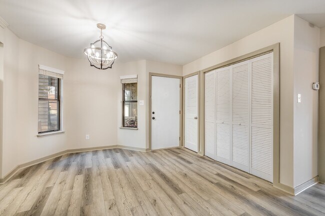 Foto del edificio - Fully Renovated 2-Bed Condo in Lake Wylie Woods – Prime Location with Community Amenities! $1,850...