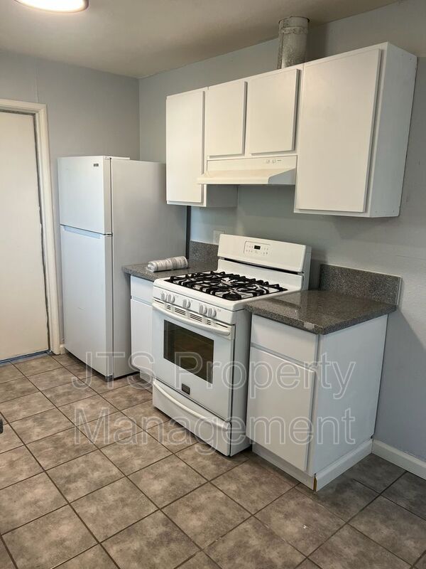 Foto del edificio - 7612 Denise St