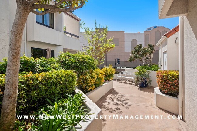 Building Photo - Lovely Marina District 2-bedroom at Park R...