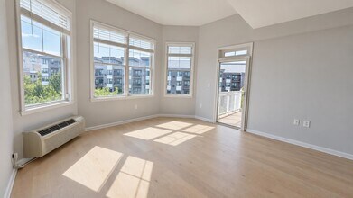 Building Photo - 4 Constellation Pl