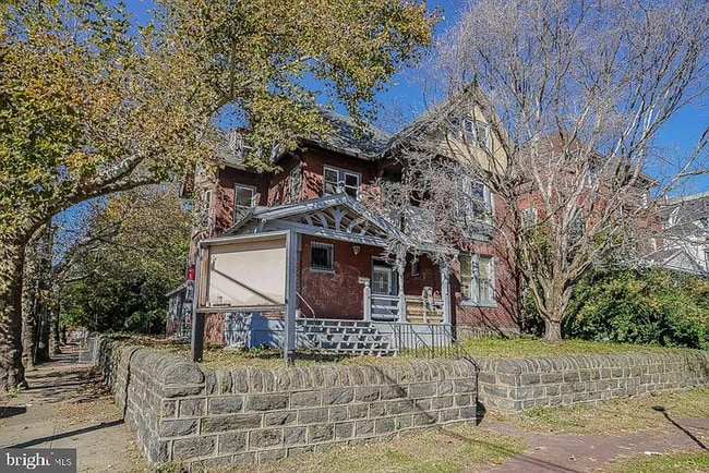 Photo - 4900 Penn St Apartment