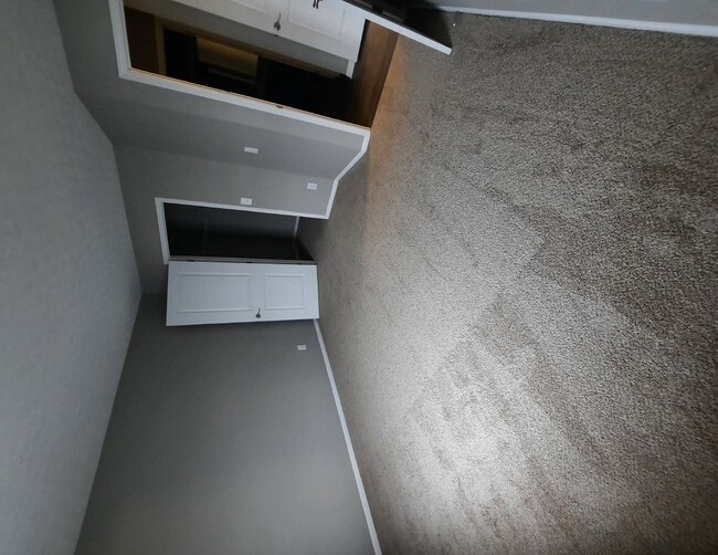 Interior Photo - Estates at Brentwood Lake