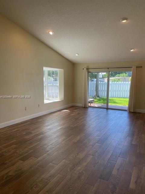 Foto del edificio - 11160 SW 11th Pl