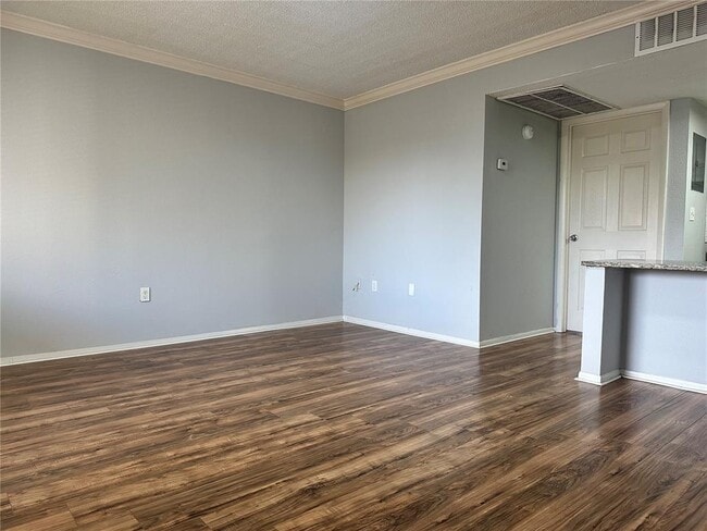 Foto del edificio - 122 Water Front Way