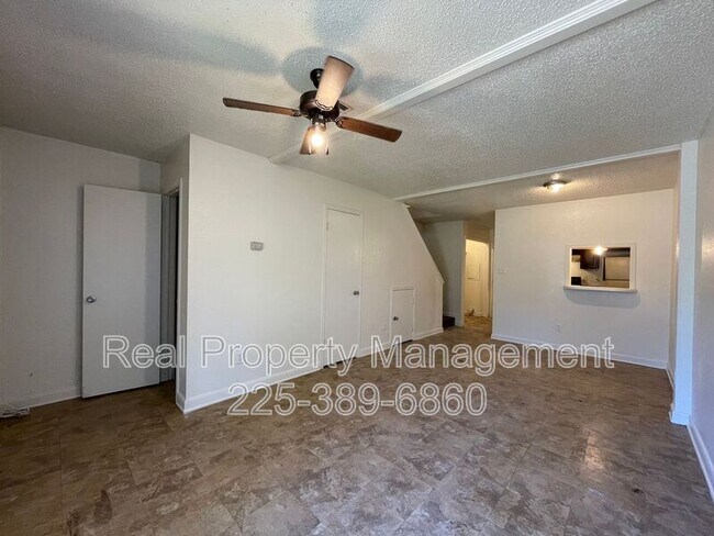 Foto del edificio - 750 Hospital Rd