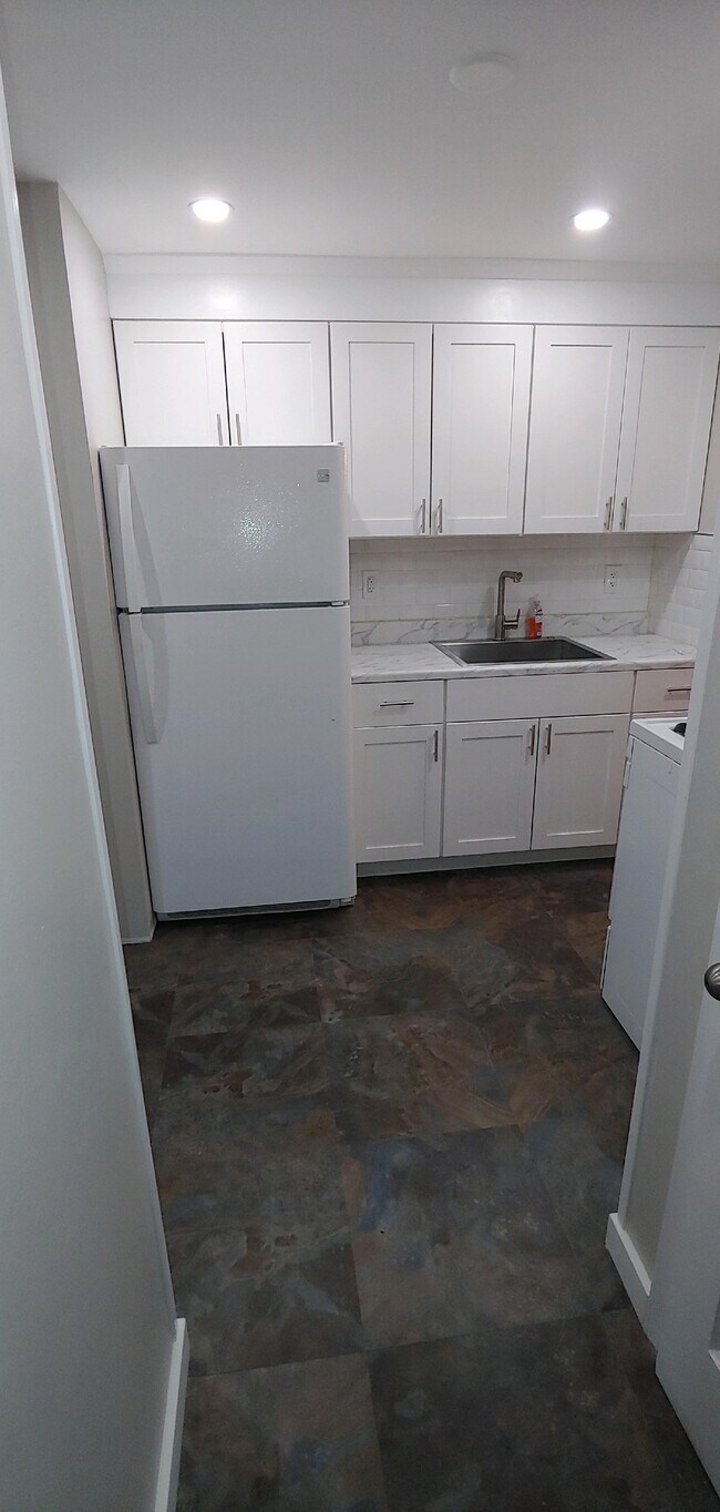 Brand new kitchen - 219 Overpeck Ave