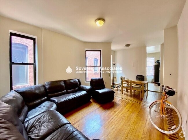 Building Photo - 215 W 106th St