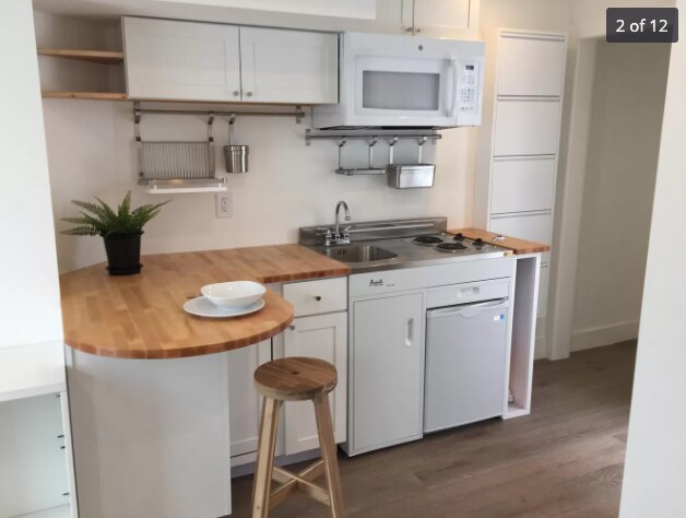 Efficiency Kitchen - 406 Chenery St
