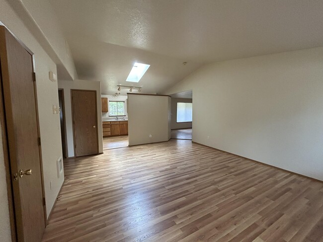 Building Photo - 82 E Pine Park Ln