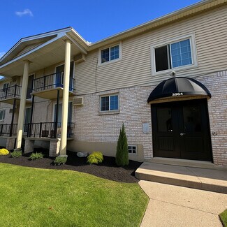Building Photo - Ridge Lea Court