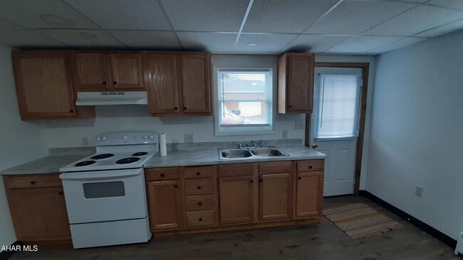 Foto del edificio - 500 Gallitzin Rd