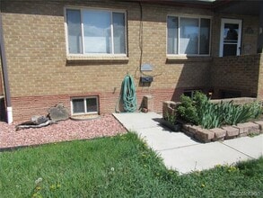 Building Photo - 2718 Ames St