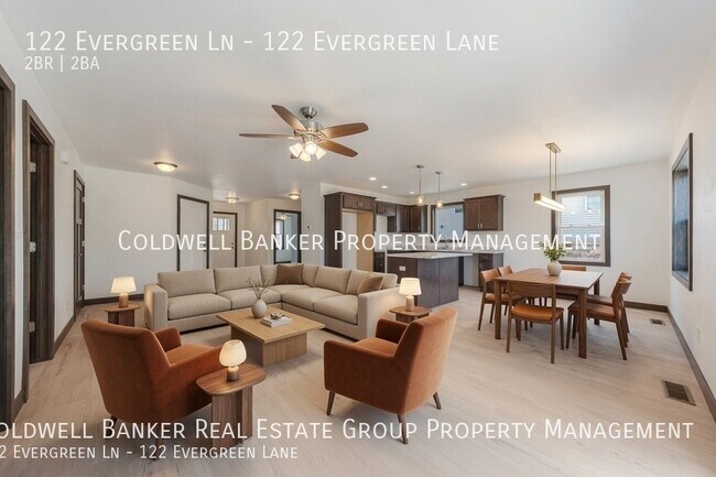 Foto del edificio - 122 Evergreen Ln
