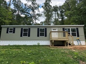 Building Photo - 4918 Greenwood Ln