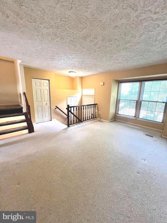 Building Photo - 401 Fleece Flower Dr