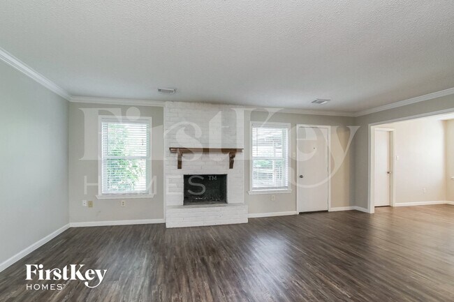 Foto del edificio - 12610 Pine Bough Ln