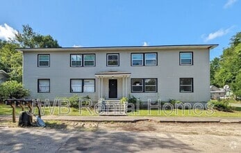 Building Photo - 2824 Fleming St