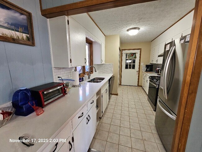 Foto del edificio - 253 Goodpasture Hollow Rd