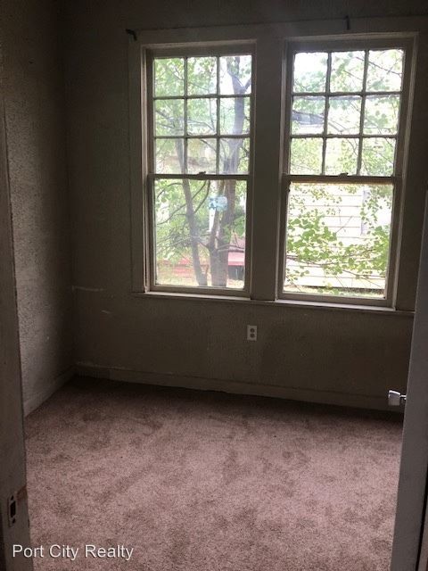 Building Photo - 3 br, 1 bath House - 220 Dalzell St.