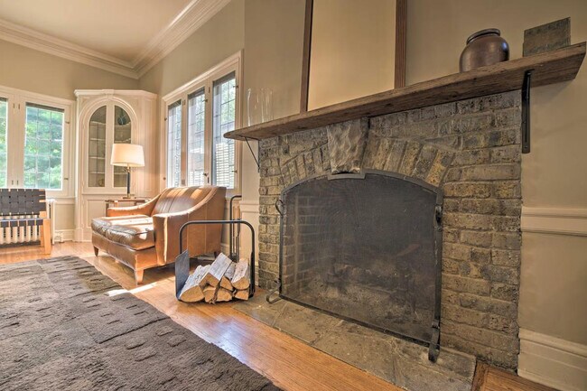 Foto del edificio - 326 N Grove Ave