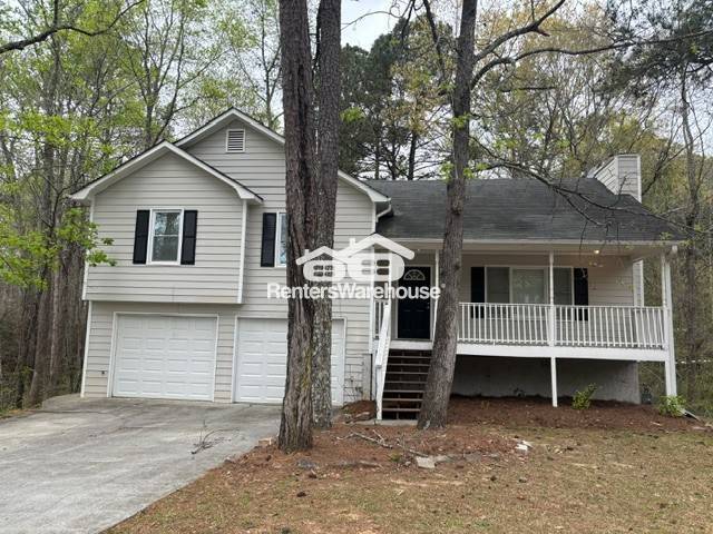 Primary Photo - Totally renovated split level in Douglasville