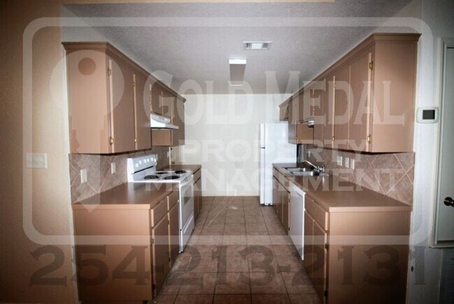 Foto del edificio - 217 Janelle Dr