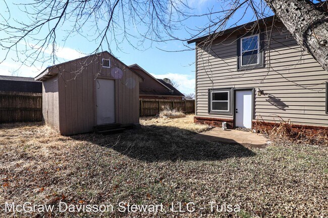 Foto del edificio - 4 br, 2.5 bath House - 11323 S. Ash St.