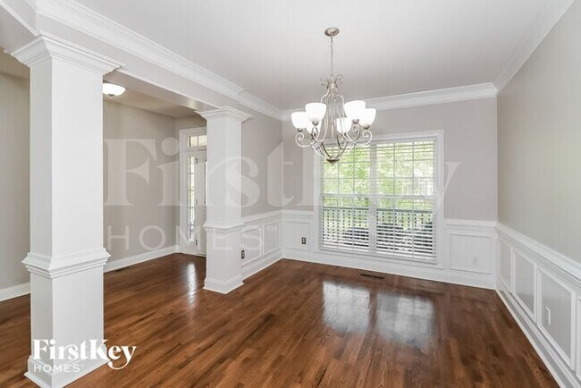 Building Photo - 461 Bentonville Ln