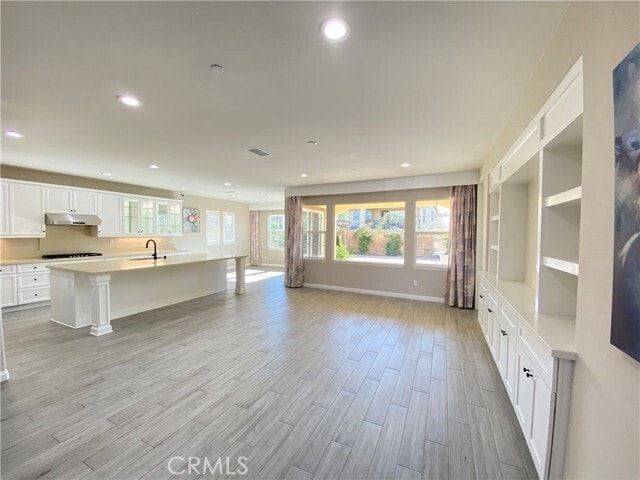 Building Photo - 17135 Guarda Dr
