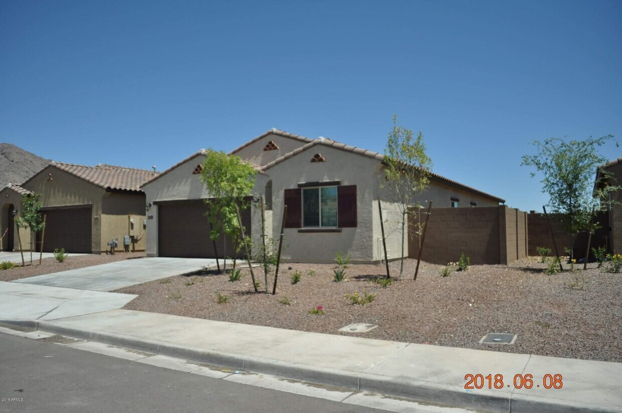 21354 W Monte Vista Rd, Buckeye, AZ 85396 House for Rent in Buckeye