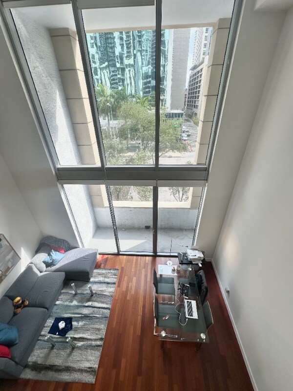 Primary Photo - 1060 Brickell Ave